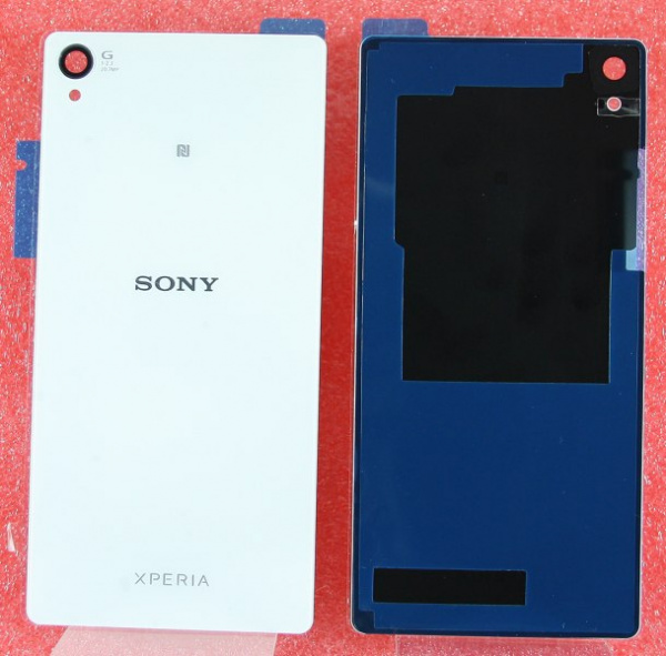 Корпус Sony Xperia D6603 Xperia Z3 заднее стекло (белый)